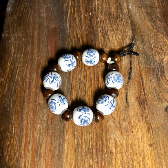 BRACELET, Pocelaine asian beads mix with wooden beads - Picture 5 of 5